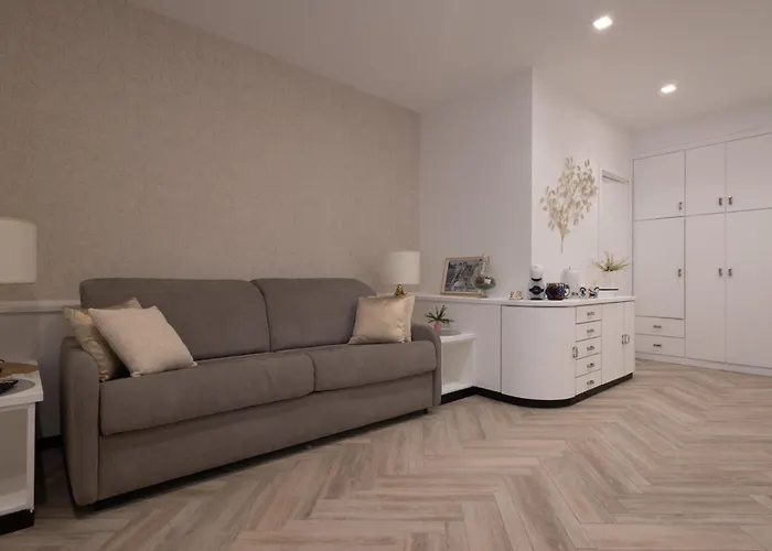 Dolce Chic Apartment *