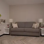 Dolce Chic Апартаменты *